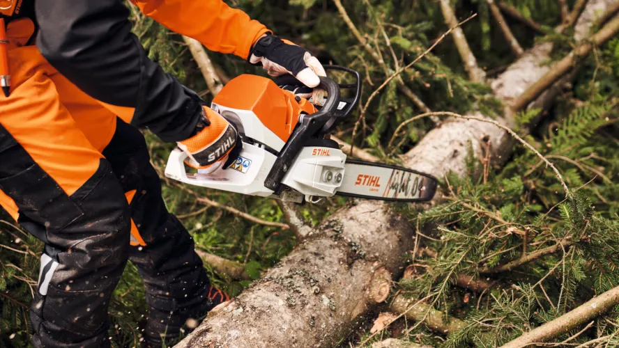 Tronçonneuse STIHL MS 400.1 C-M : Nouveautés et comparaison avec la 400 C-M