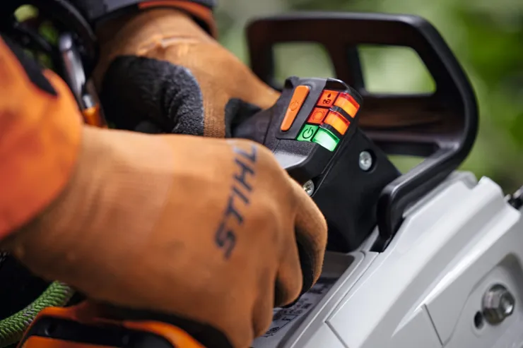 Tronçonneuse à batterie STIHL MSA 220 TC-O — 5