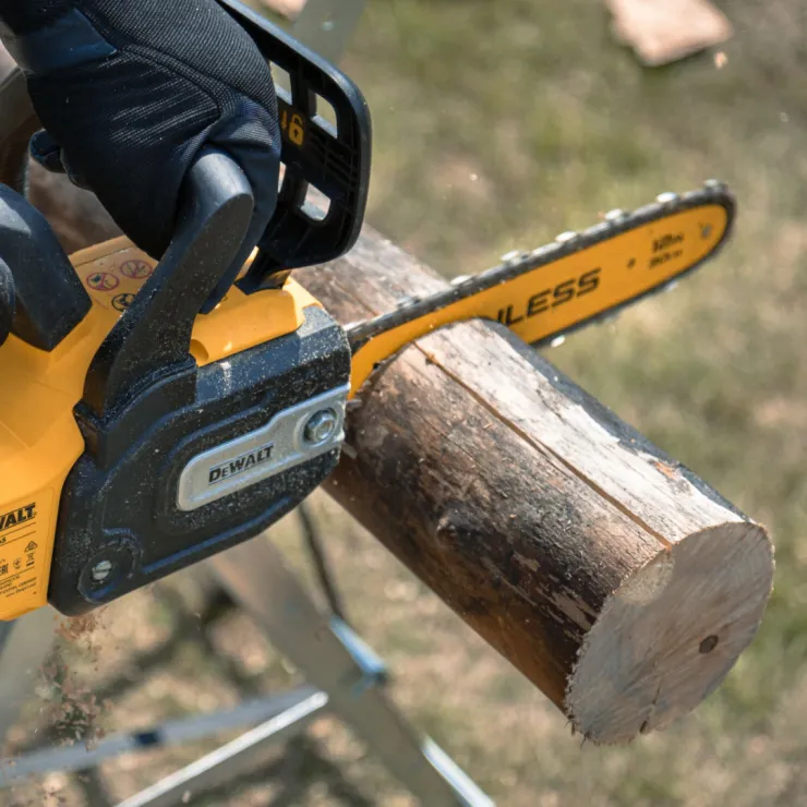 Tronçonneuse à batterie DEWALT DCMCS565N-XJ — 5