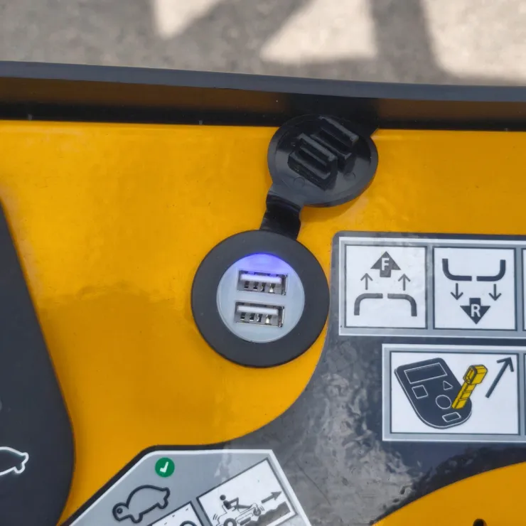 Tracteur tondeuse à batterie CUB CADET XZ5 EL107 — 5