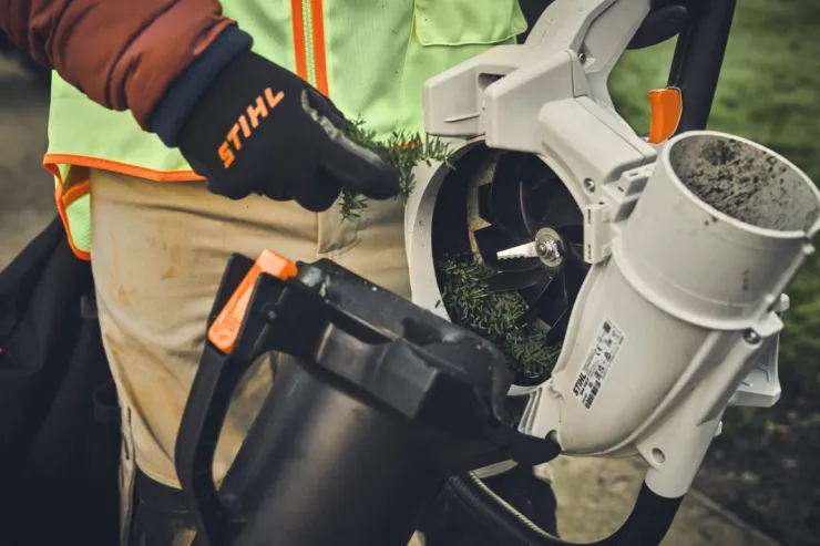 Aspiro-broyeur à batterie STIHL SHA 140 — 6
