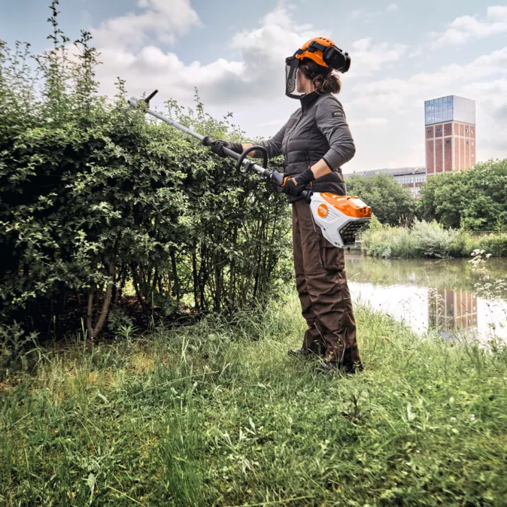 Taille-haies sur perche à batterie STIHL HLA 140 K-B — 4