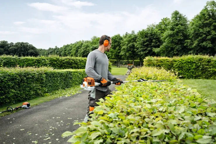 Taille-haie sur perche thermique STIHL HL 92 KC-E — 2