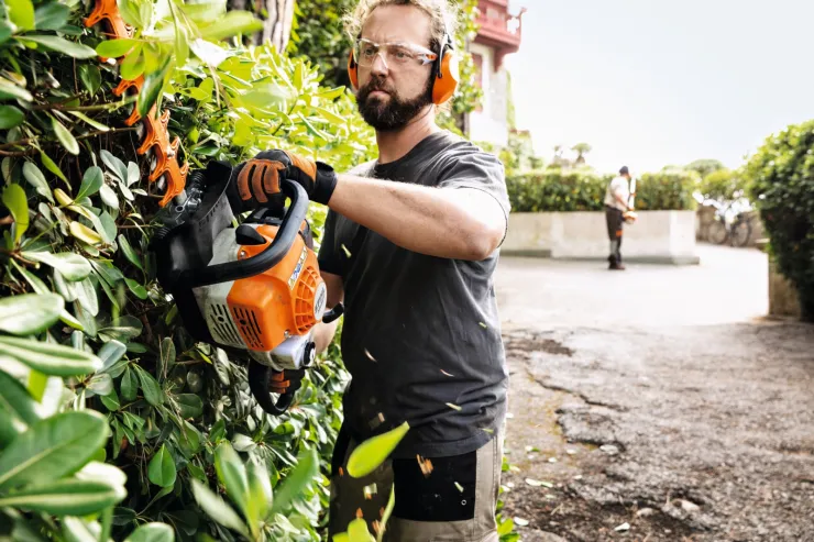 Taille-haies thermique STIHL HS 82 T — 5
