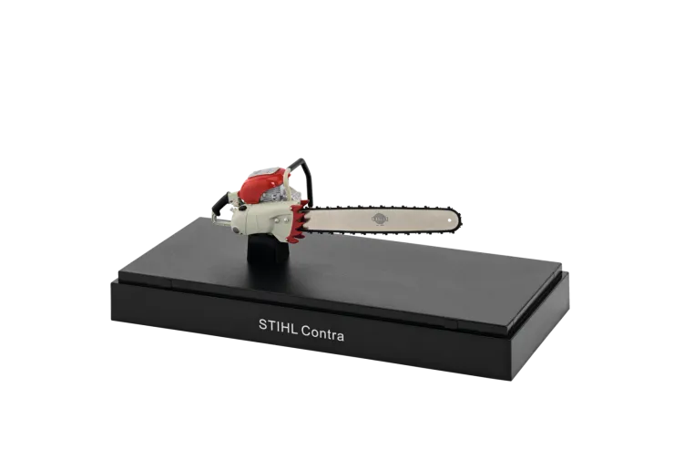 Modèle réduit STIHL Type Contra — 1