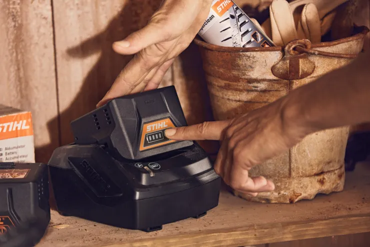 Chargeur standard STIHL AL 101 — 5