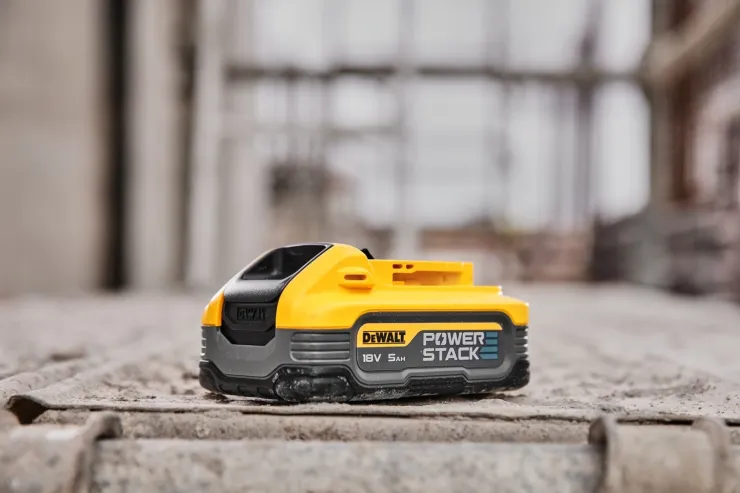 Batterie DEWALT XR 18V POWERSTACK 5,0 Ah DCBP518-XJ — 5