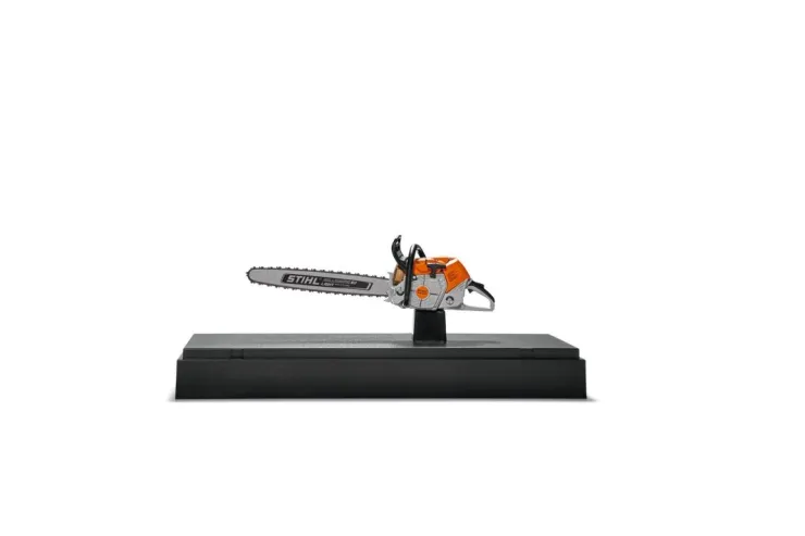 Modèle réduit STIHL MS 500i — 3