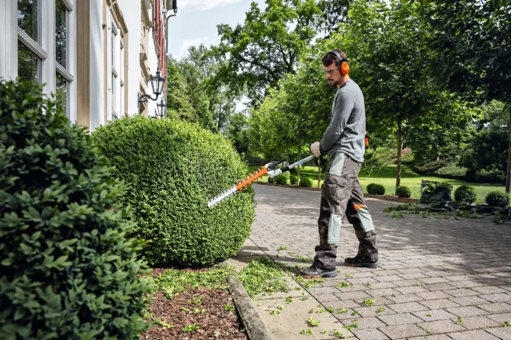 Taille-haie sur perche thermique STIHL HL 91 KC-E — 3