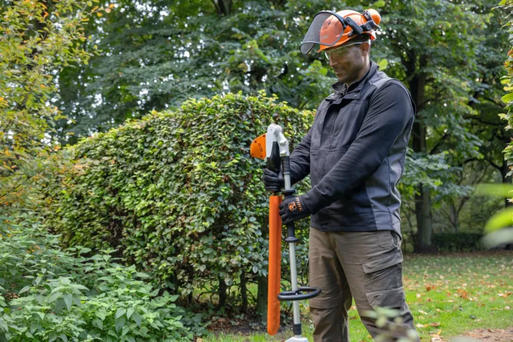 Taille-haies sur perche à batterie STIHL HLA 66 — 6