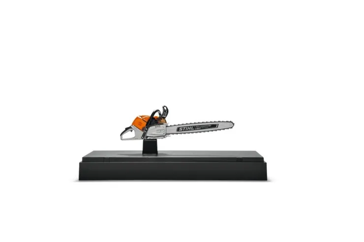 Modèle réduit STIHL MS 500i — 2