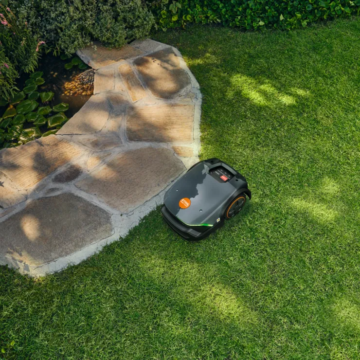 Tondeuse robot STIHL iMOW® 3 EVO — 6