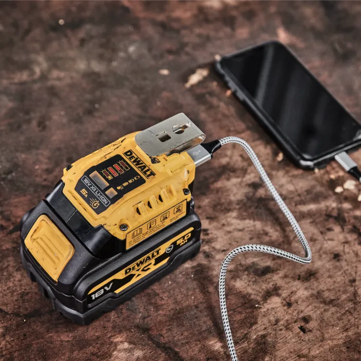 Chargeur portable DEWALT XR 18V/54V DCB094K-QW — 3