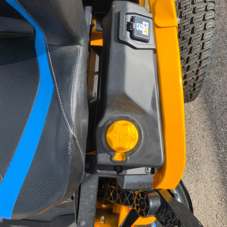 Tracteur tondeuse à batterie CUB CADET XZ5 EL107 — 3