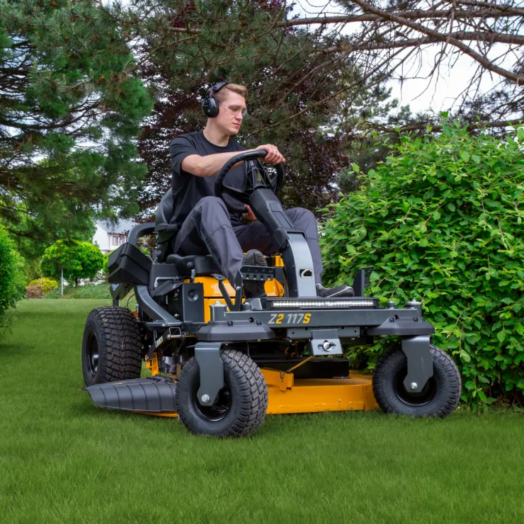 Tracteur tondeuse thermique CUB CADET Z2 117S — 6