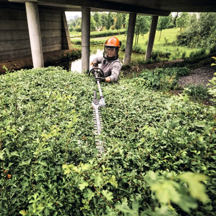 Taille-haies sur perche à batterie STIHL HLA 140 K-B — 6