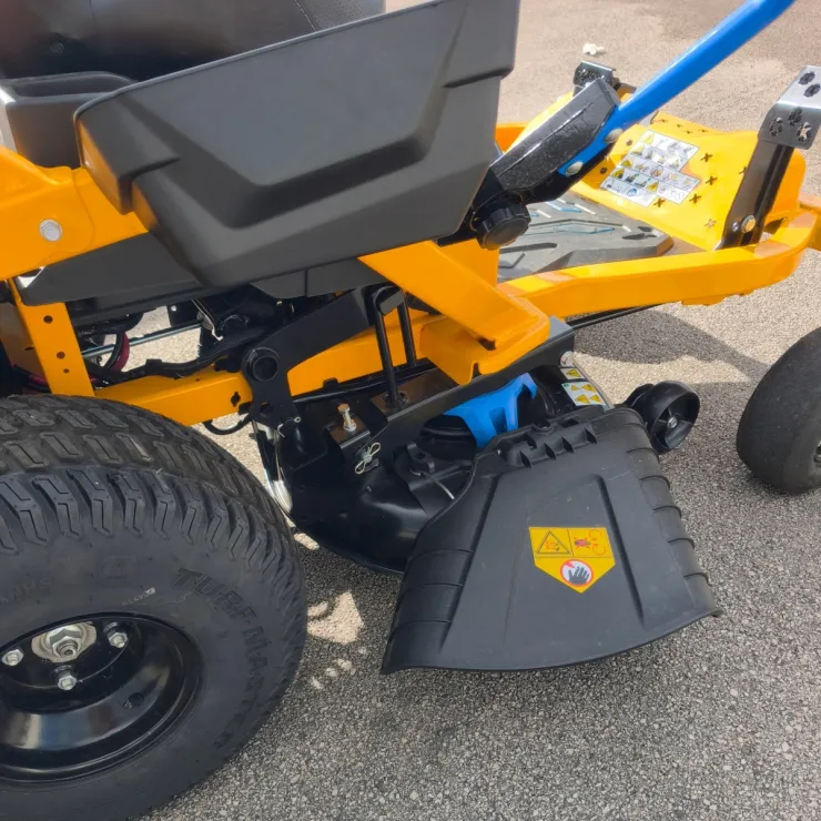 Tracteur tondeuse à batterie CUB CADET XZ5 EL107 — 2
