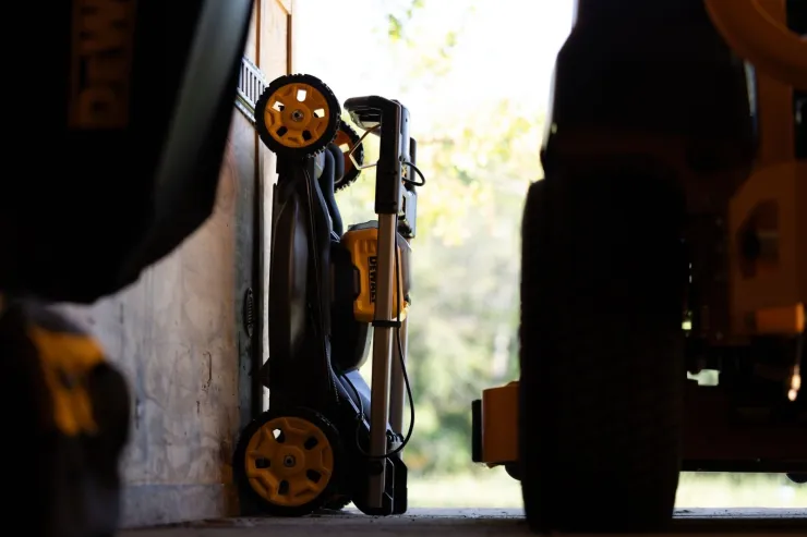 Tondeuse à batterie DEWALT DCMWP500N-XJ — 6