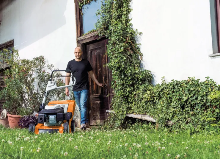 Tondeuse thermique STIHL RM 650 V — 3