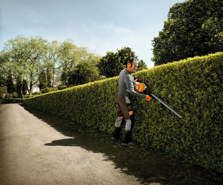 Taille-haies thermique STIHL HS 87 T — 4