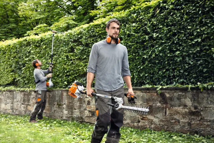 Taille-haie sur perche thermique STIHL HL 94 KC-E — 2