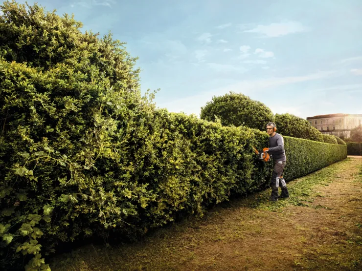 Taille-haies thermique STIHL HS 82 R — 4