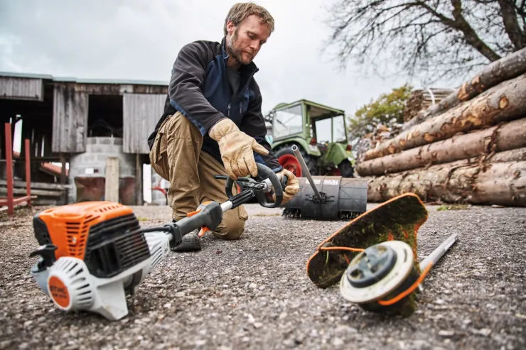 Outil débroussailleuse STIHL FS-KM — 2