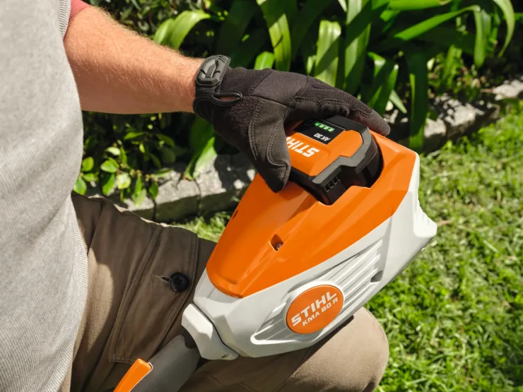 CombiSystème à batterie STIHL KMA 80 R — 4