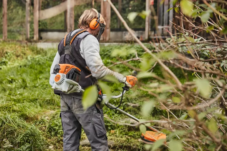 Débroussailleuse thermique STIHL FS 131 — 3