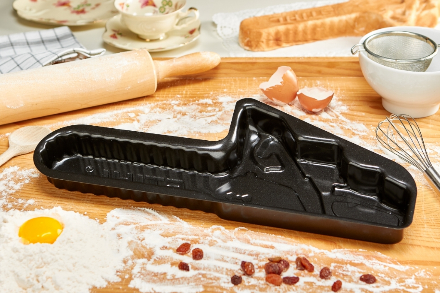 Moule à gâteau STIHL - Accessoire de pâtisserie indispensable