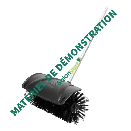 Outil balai brosse EGO BBA2100 - Démonstration