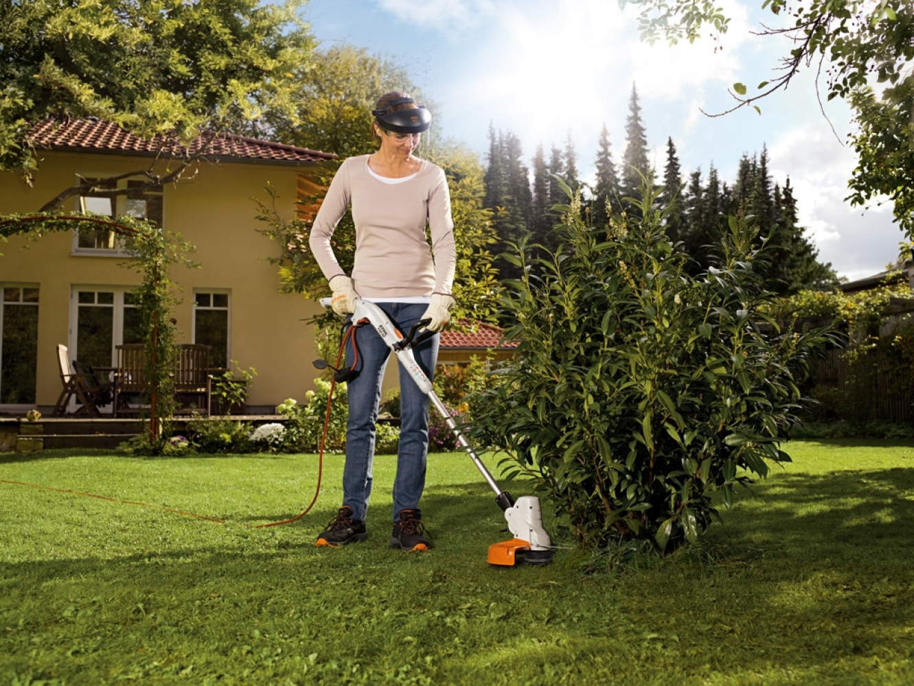 Штиль 52. Stihl FSE 52. Триммер фсе 52 штиль. Электрический садовый триммер Stihl FSE 41. Электрические косы Stihl FSE.