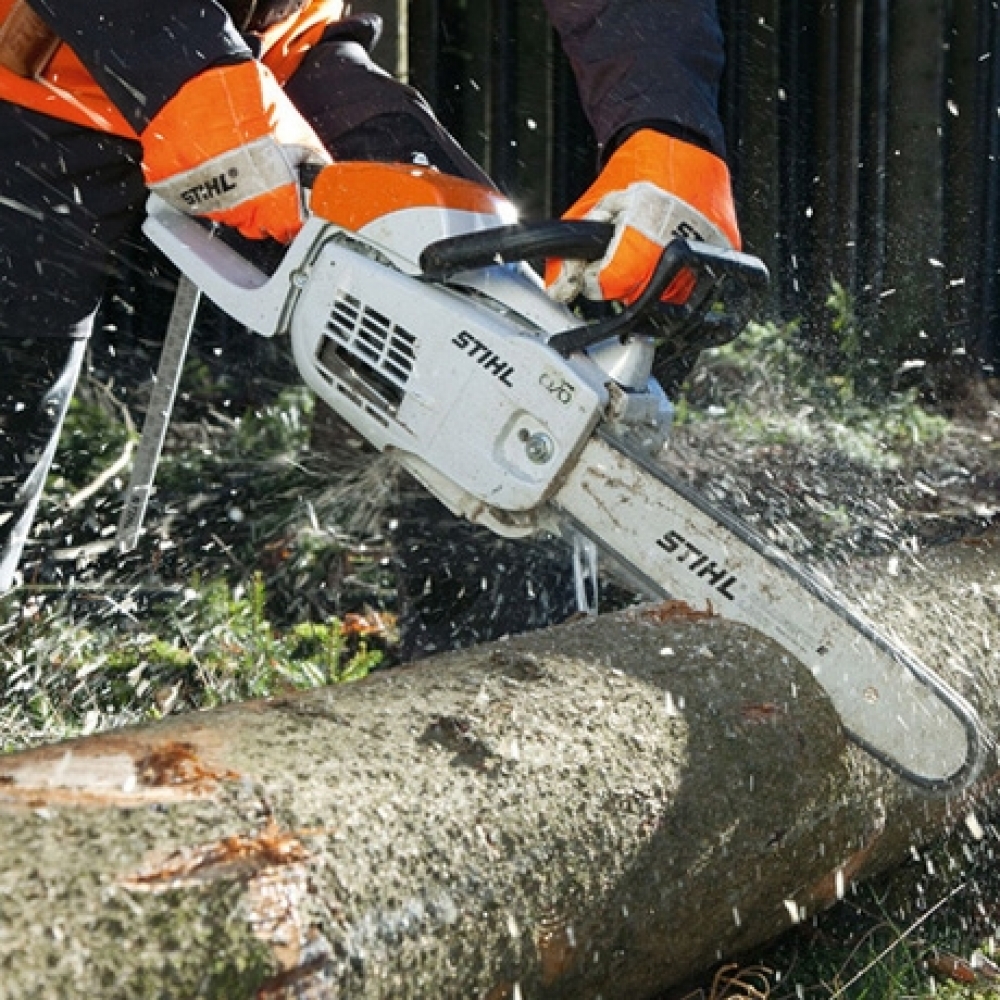 Tronçonneuse MS 201 c m STIHL - Tronçonneuse thermique très légère