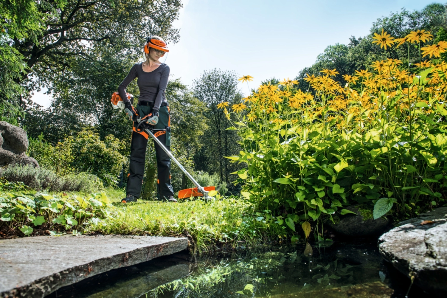 Huile pour Mélange STIHL HP Ultra- 5 Litres Moteurs 2 Fois Scie à Chaîne  Taillis