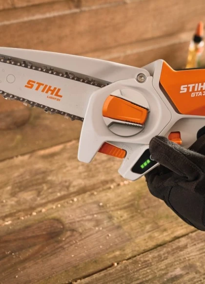 STIHL GTA 30 : nouvelle scie de jardin à batterie puissante et ergonomique