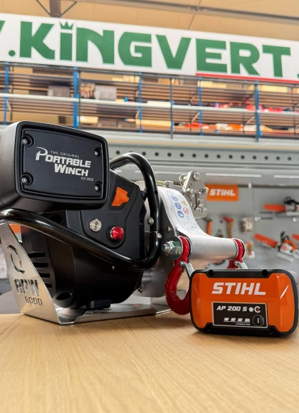 PORTABLE WINCH APW6000 : Premier treuil à batterie compatible STIHL AP